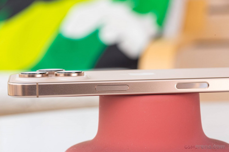 iphone 16 pro 256G ZA not active